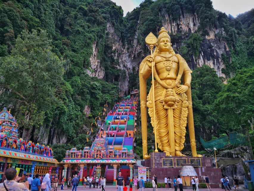 1. From Kuala Lumpur: Batu Caves Half-Day Tour