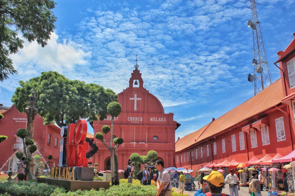 2. From Kuala Lumpur: Day Trip to Historic Malacca with Lunch